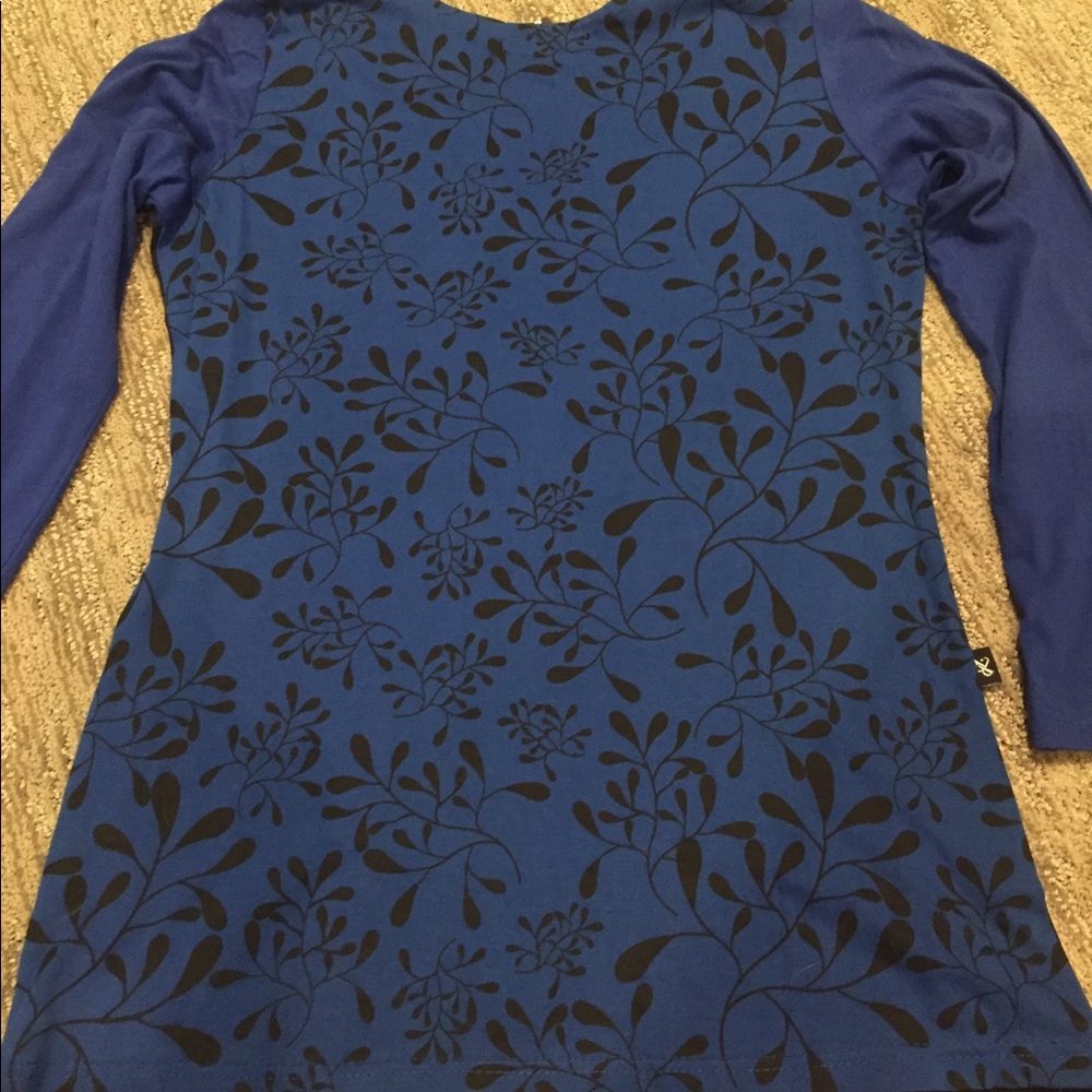 NWT Leopards & Roses Tunic - Picture 4 of 4